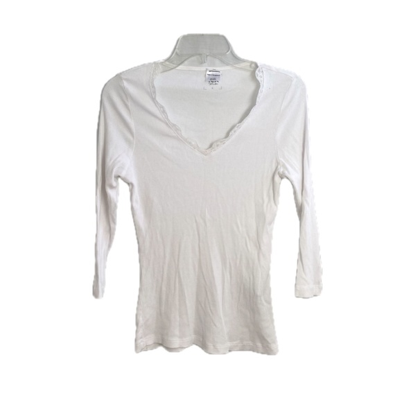 Tex by Max Aria Tops - White V-neck Top Size:  Large